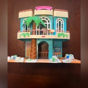 Fisher-Price Island Adventure Playset with Blue and Orange